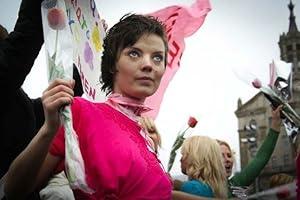 OXANA／裸の革命家・オクサナ